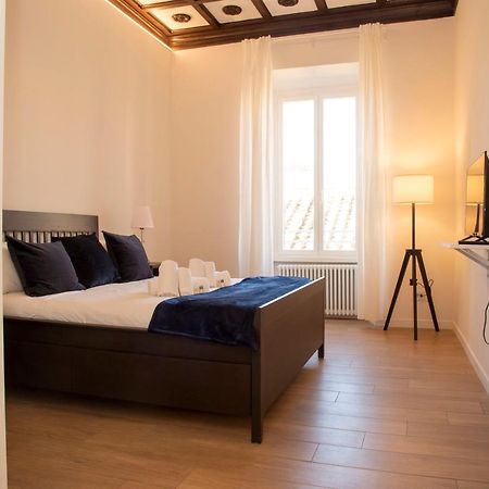 The Parliament - Exclusive Accommodation Rome Bagian luar foto